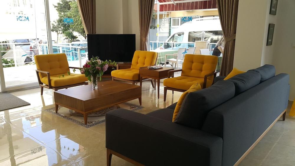 Midi Suites & Hotels 阿拉尼亚 外观 照片