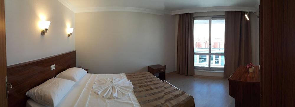Midi Suites & Hotels 阿拉尼亚 外观 照片