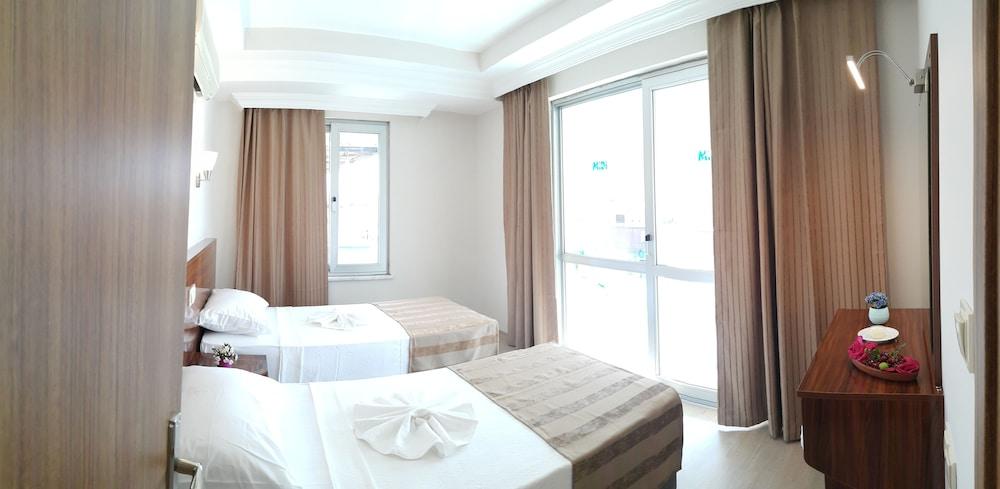 Midi Suites & Hotels 阿拉尼亚 外观 照片