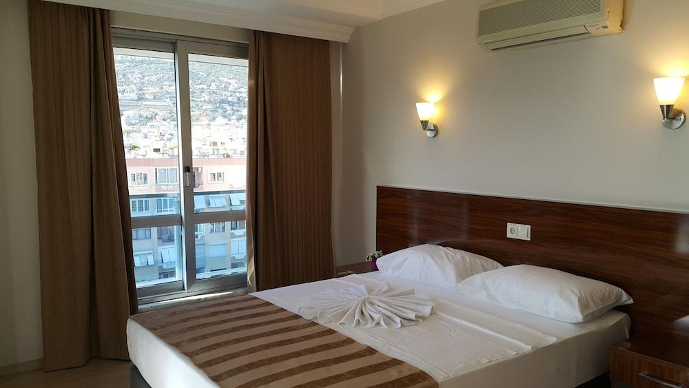 Midi Suites & Hotels 阿拉尼亚 外观 照片