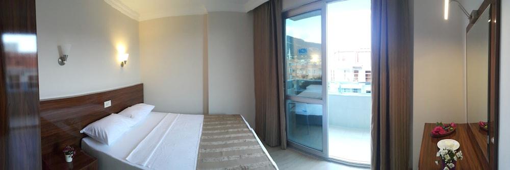 Midi Suites & Hotels 阿拉尼亚 外观 照片